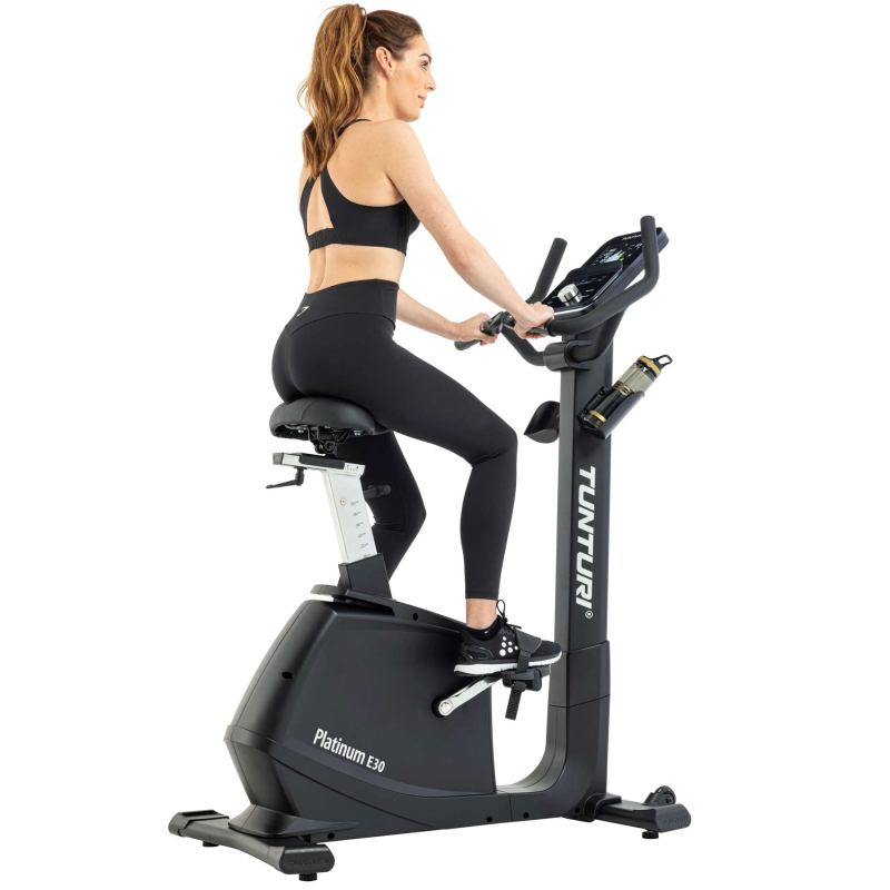 Velotrenažöör TUNTURI Platinum E30 Upright Bike 4 -