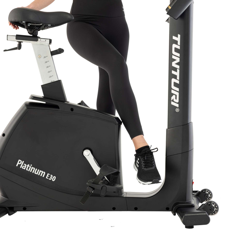 Velotrenažöör TUNTURI Platinum E30 Upright Bike 13 -
